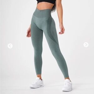 NVGTN Women's Contour Seamless Leggings, Forest Green, Size XS